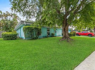 7906 NW 75th Ave, Tamarac, FL 33321