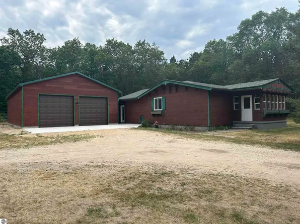 12031 Caberfae Hwy, Manistee, MI 49660