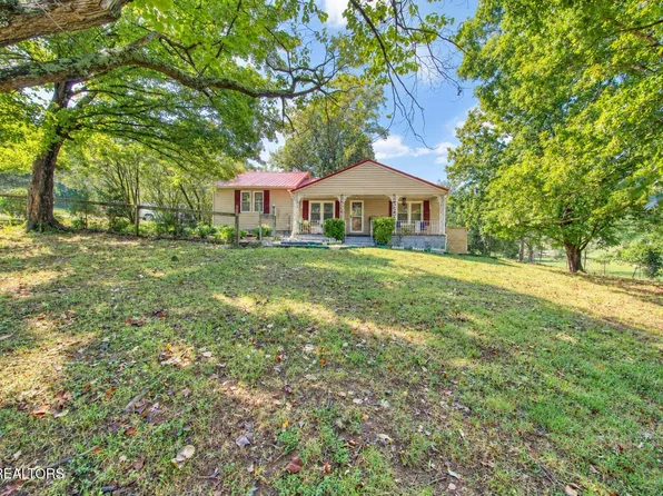 8820 Trout Rd, Mascot, TN 37806