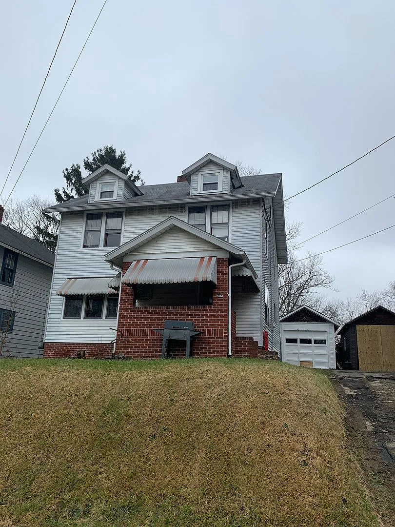Coming Soon-Mansfield-3 bedroom, near the park with garage — Photo 1