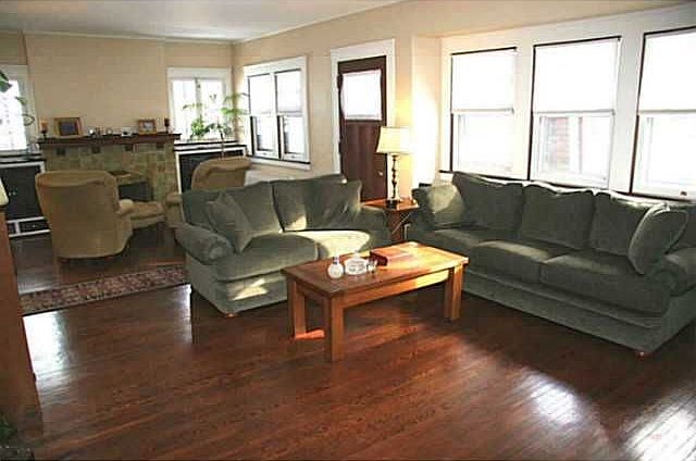 2nd image of 636 Stratford Pl