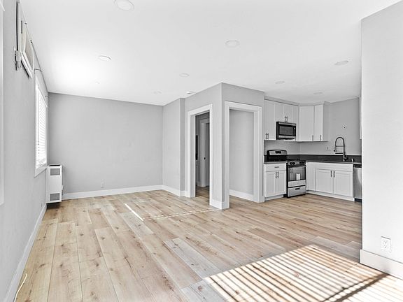 5th image of 7137 Greeley St #4