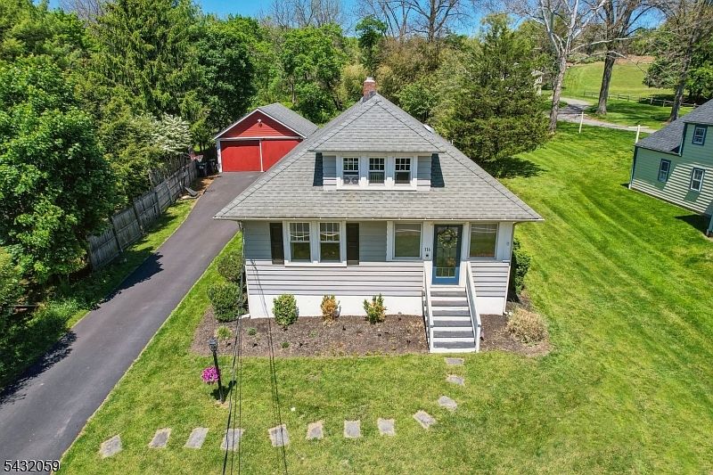 1st image of 116 Readington Rd
