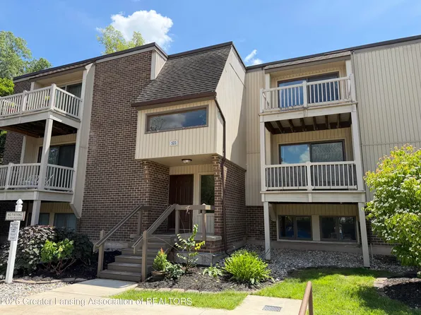 523 Bainbridge Dr APT 45, East Lansing, MI 48823