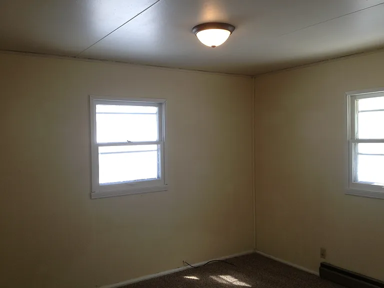 3730 Logan Ave — Photo 5