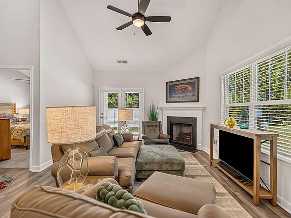 4th image of 359 Nettle Ln