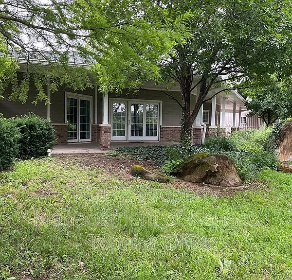 3120 SE Stanley Rd — Photo 1
