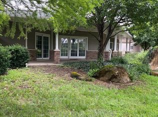 3120 SE Stanley Rd, Tecumseh, KS 66542