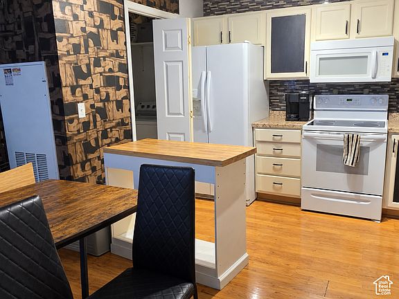 5th image of 8073 W Copperfield Pl Unit 11