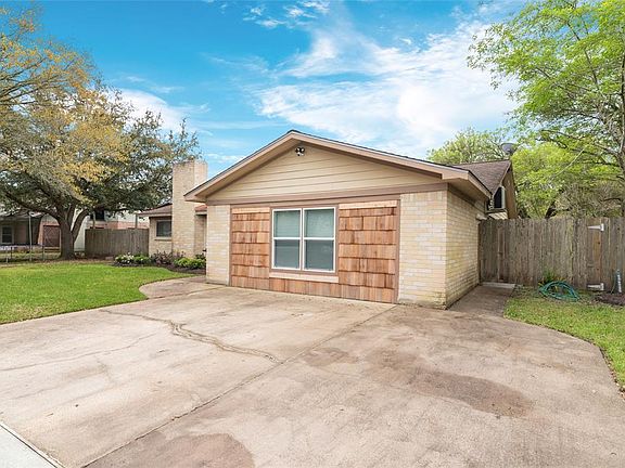 2nd image of 12210 River Bend Dr