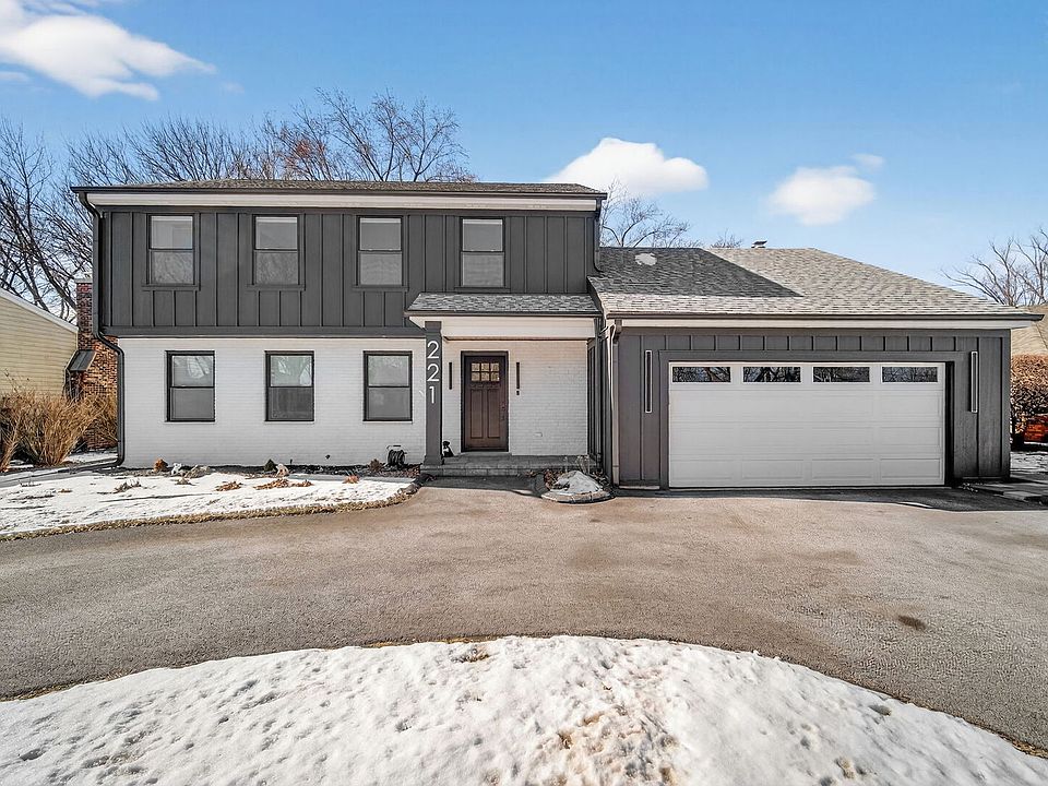 1st image of 221 Olesen Dr