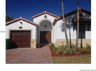 9841 NW 9th St, Miami, FL 33172