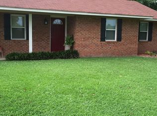 676 Cobb Rd, Caledonia, MS 39740