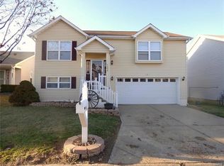 1694 Chapman Ct, Saint Charles, MO 63303