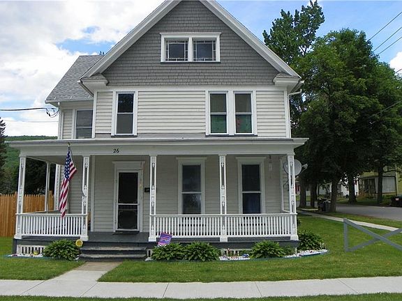 2nd image of 26 Elizabeth St