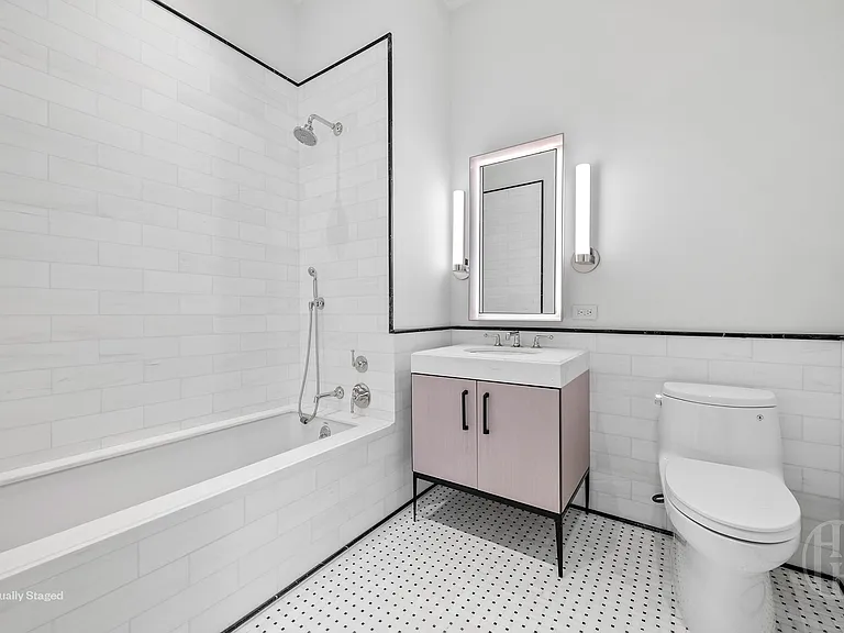 1165 Madison Ave #B — Photo 10