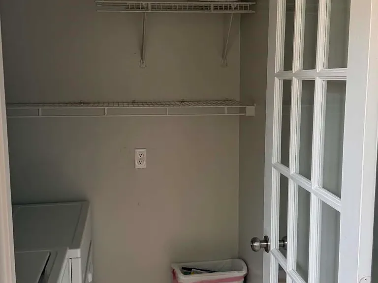 14313 Laurelton Dr — Photo 21