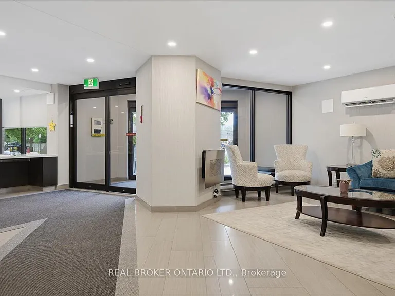 700 Dynes Rd #916 — Photo 3