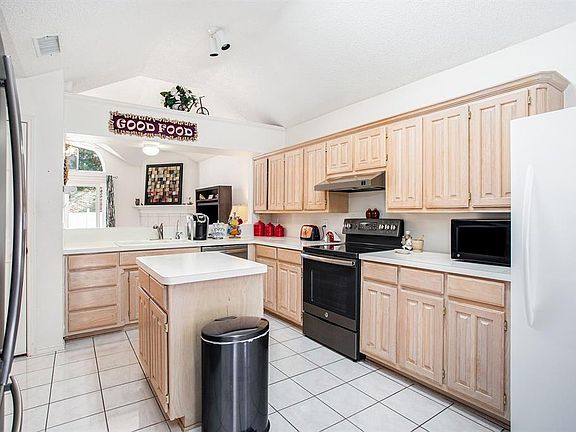 5th image of 2936 Timber Creek Trl