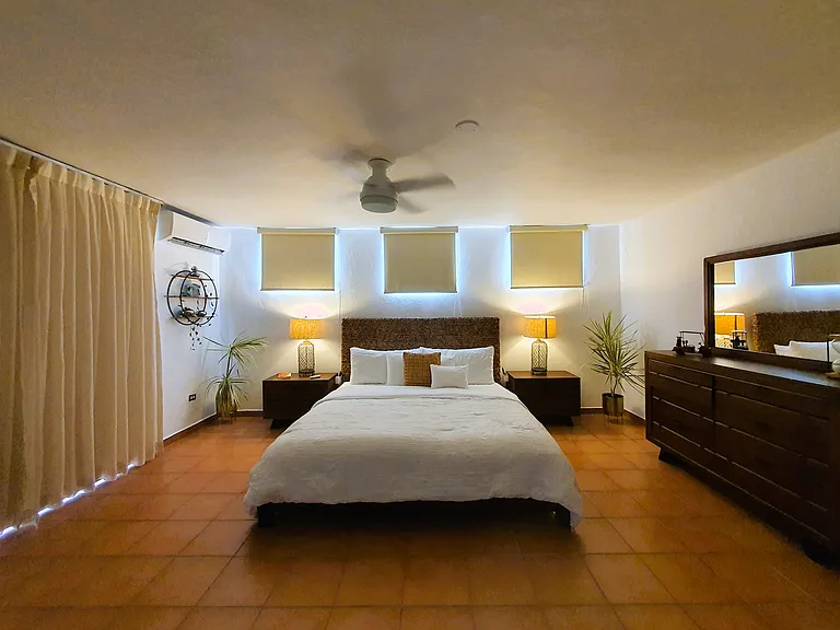 43 Calle Luna D2 Puertas Del Shl — Photo 17