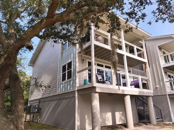 200 Pensacola Beach Rd APT J2, Gulf Breeze, FL 32561