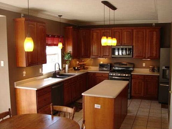 3rd image of 159 Janyce Dr