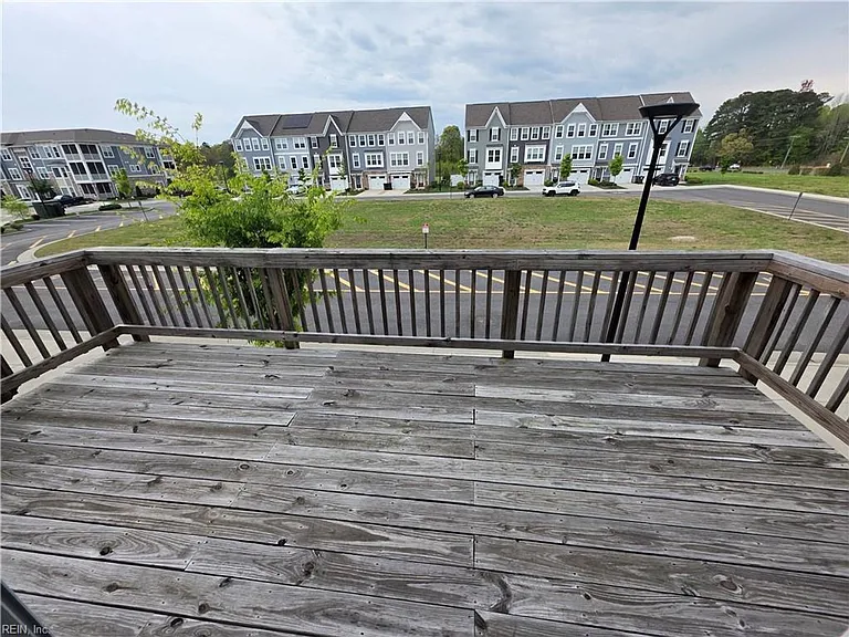 412 Bulkhead Pl — Photo 12