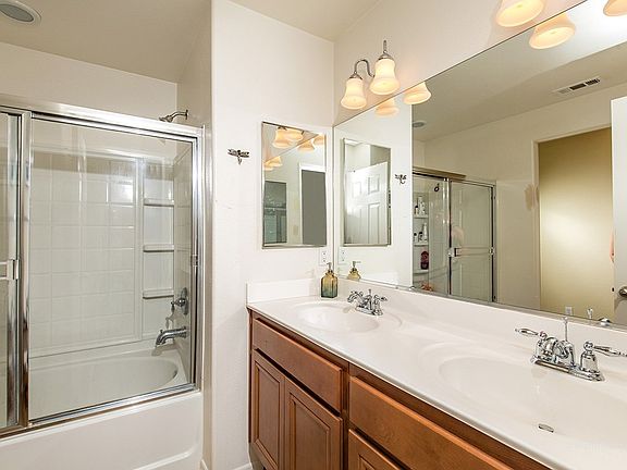 5th image of 16957 Laurel Hill Ln Unit 214