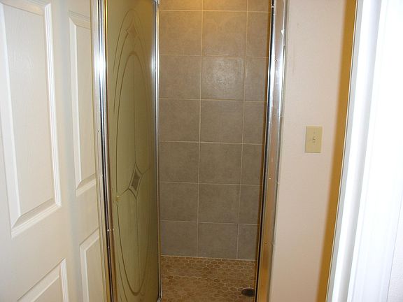 3rd image of 5215 21st Ave NE