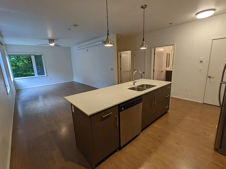 Viewpoint Terrace Apartments — Photo 114