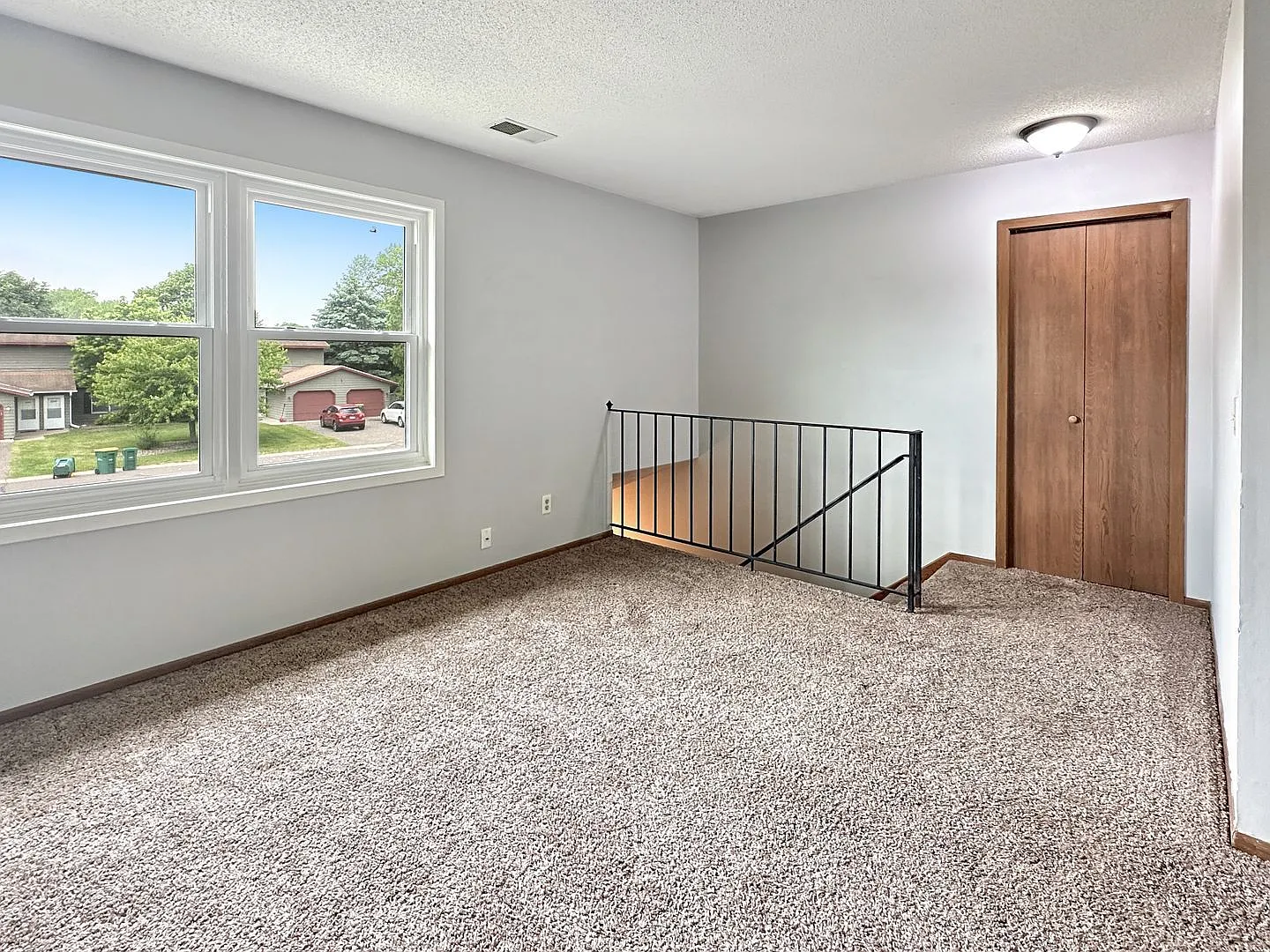 2 bed, 1.0 bath, 1020 sqft, $1,495 — Photo 3