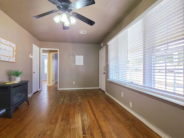 3512 N Holman Ct — Photo 7