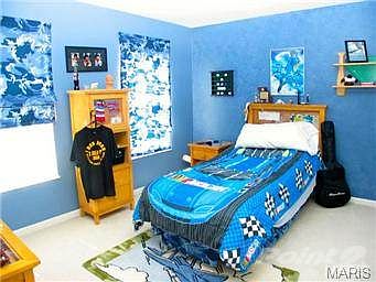 5th image of 763 Bellerive Manor Dr