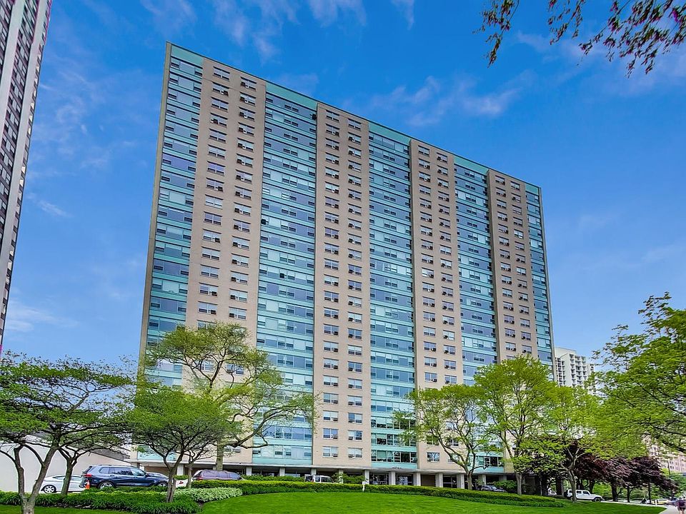 1st image of 3180 N Lake Shore Dr APT 22G