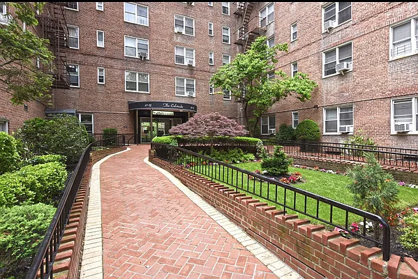 Sold by Lovett Realty, Inc. | media 1