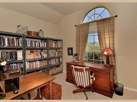5th image of 54 Hearthwick Pl