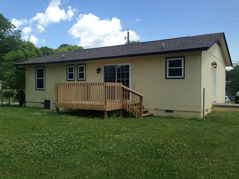 2nd image of 5905 W Pine Ln