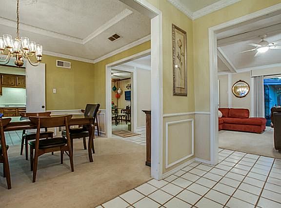 4th image of 12442 Pleasant Valley Dr