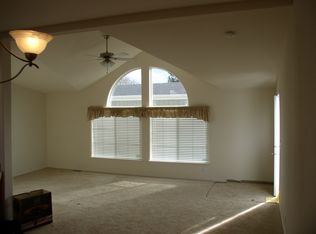 242 N 5th Pl, Cornelius, OR 97113