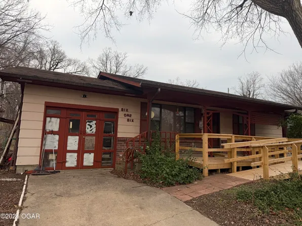 616 W 33rd St, Joplin, MO 64804