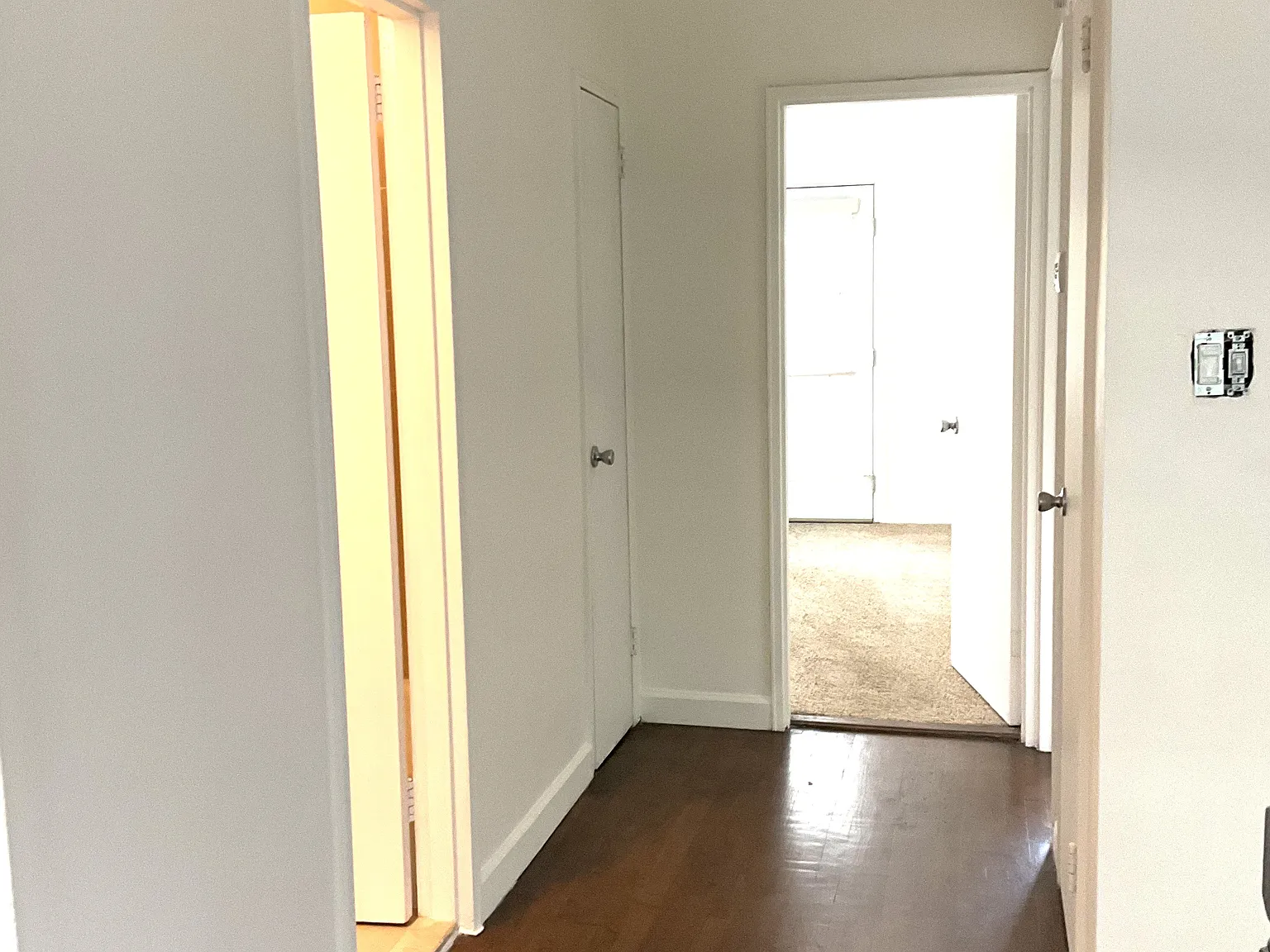 2 bed, 940 sqft, $2,975 — Photo 2