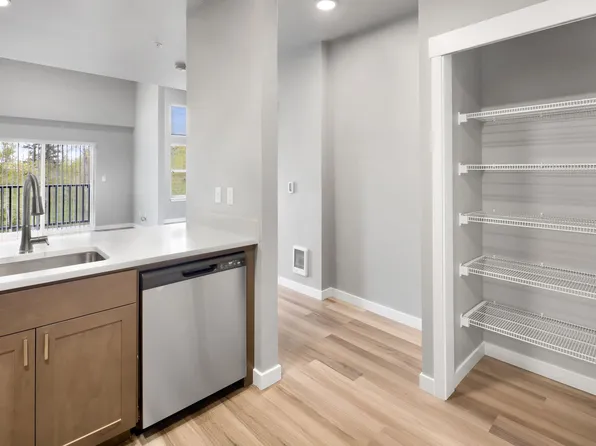 Kingsway Apartments