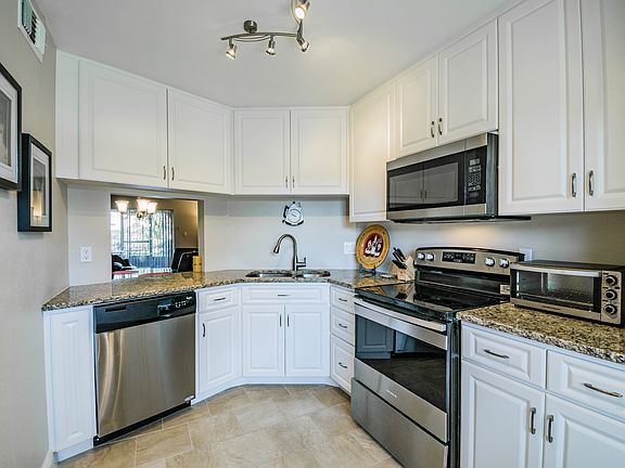 5th image of 8693 Bardmoor Blvd APT 103B