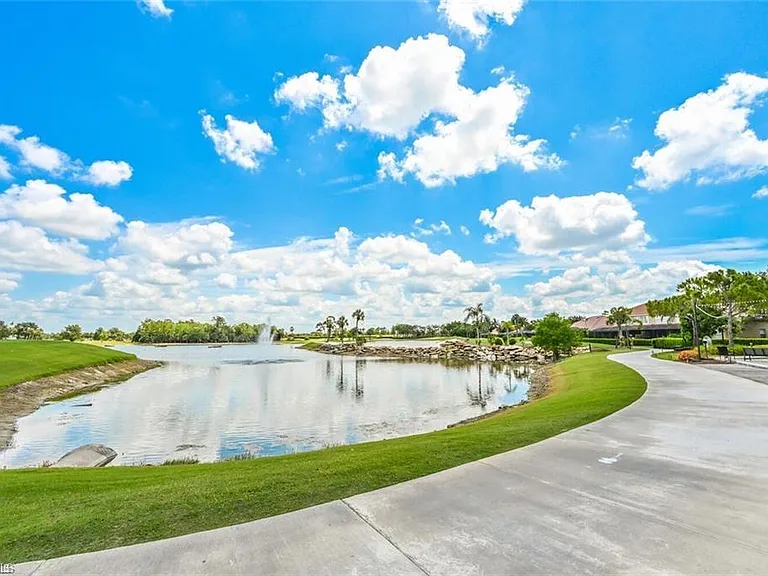 6065 Pinnacle Ln #1001 — Photo 2
