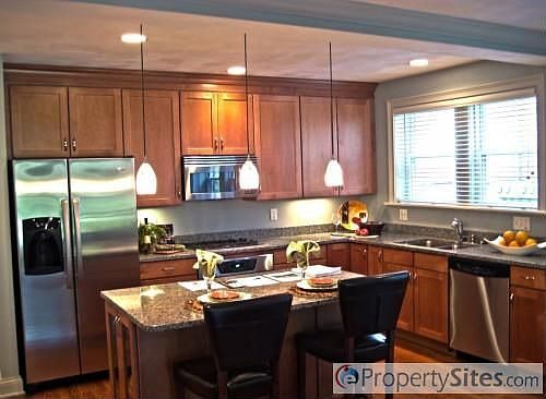 3rd image of 7708 Shirley Dr APT 1W
