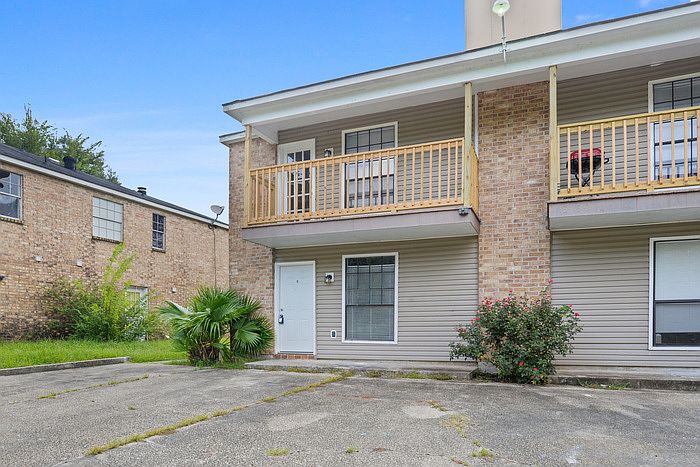 1st image of 3534 Yorkfield Dr APT C