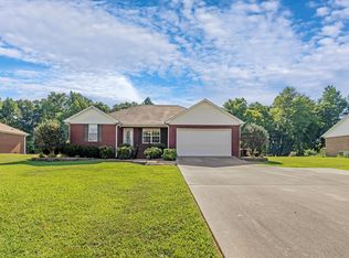 50 McDougal Rd, Fayetteville, TN 37334