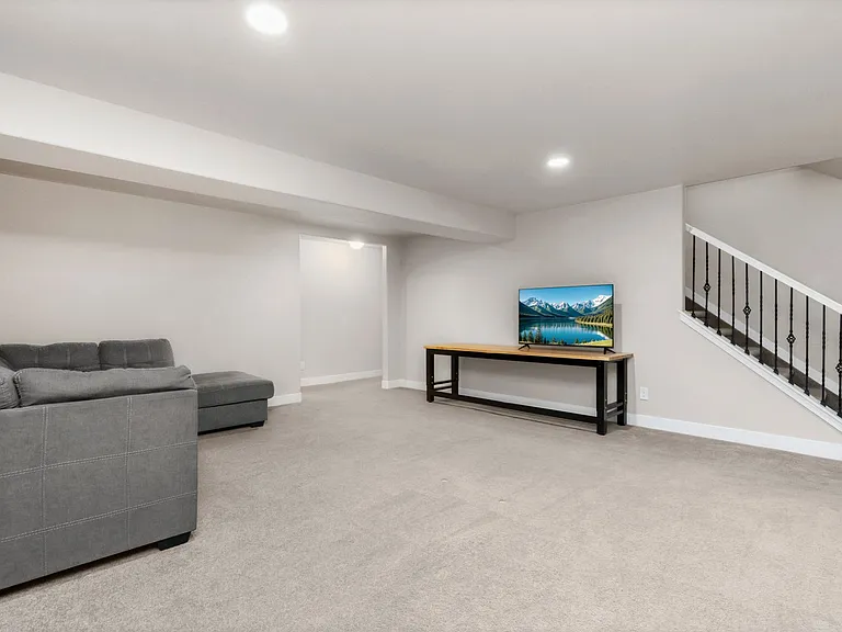 965 Mount Andrew Dr — Photo 22