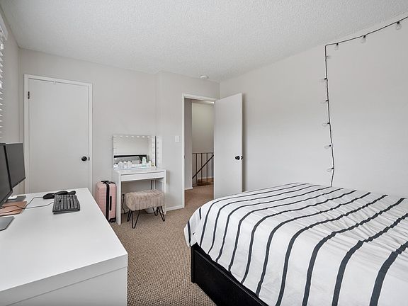 5th image of 5055 Rhode Island Dr APT 2