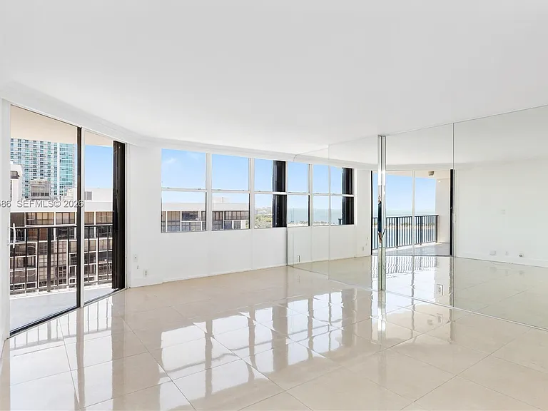 1901 Brickell Ave #B1903 — Photo 24
